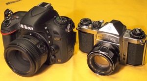 Nikon D600 対 Pentax SV