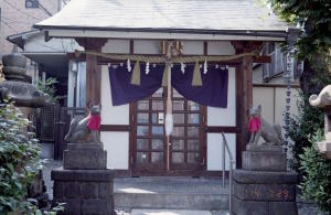 04