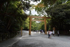 お昼時の第一鳥居